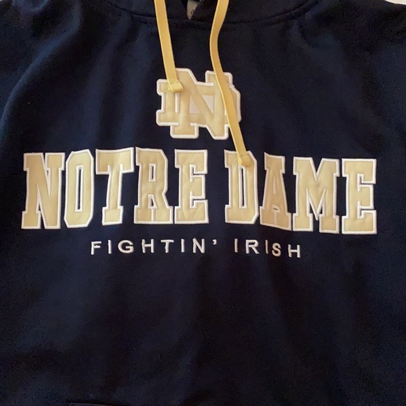 Norte Dame sweatshirt - Picture 2 of 4